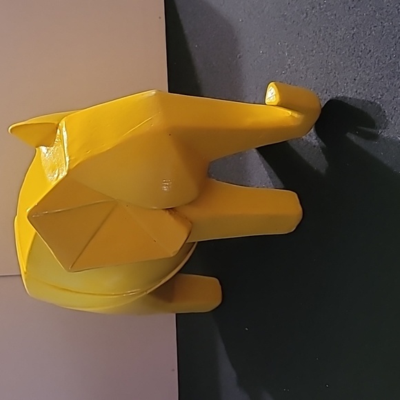 Ceramic elephant statue - Picture 2 of 2